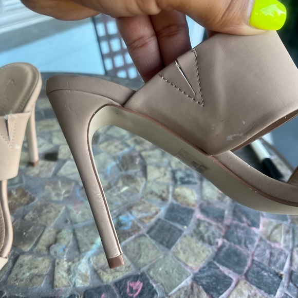 Cream Heels - Picture 5 of 8